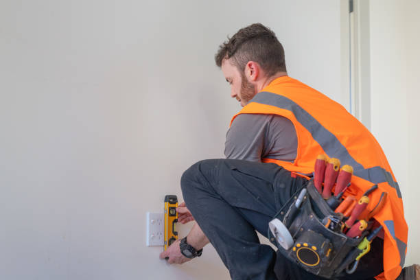 Best Electrical Outlet Repair  in Pomona, KS